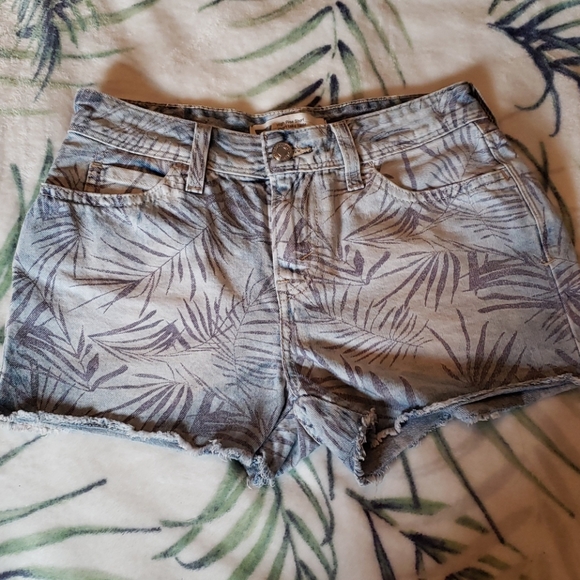 Levi's short - Picture 1 of 4